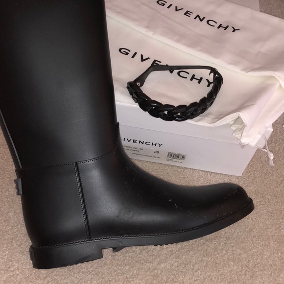 Authentic Givenchy rubber rain boots ! - Picture 6 of 8